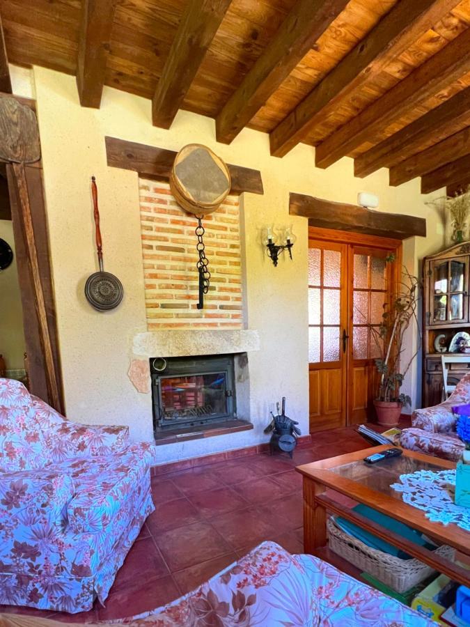 Hotel Rural La Huerta Montejo de la Vega de la Serrezuela Екстер'єр фото