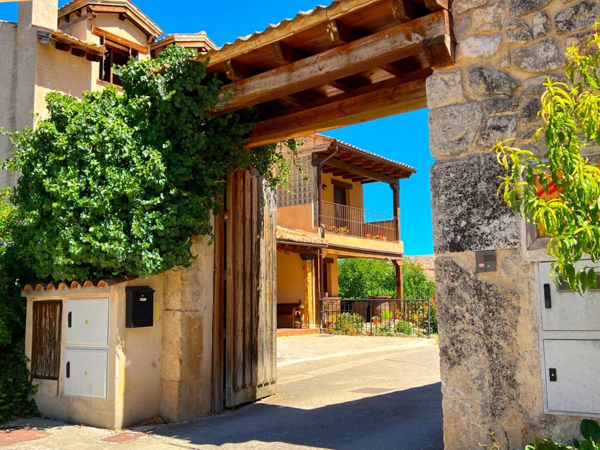 Hotel Rural La Huerta Montejo de la Vega de la Serrezuela Екстер'єр фото